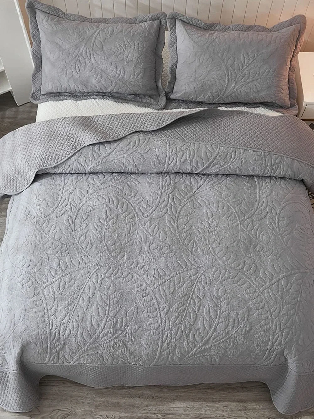 3 PIECE 100% COTTON QUILT SET, OVERSIZED QUILTED BEDSPREAD